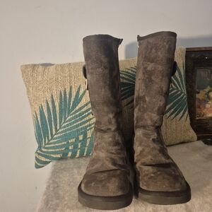 UGG Australian Sheepskin Side Zip W/ Cargo Pockets  Suede Brown Boots  Women's 9